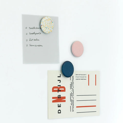 Paper Magnet No. 01