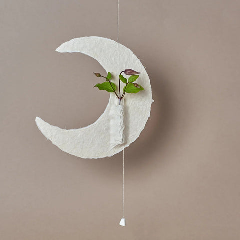 Nishijima Vase, Crescent Moon