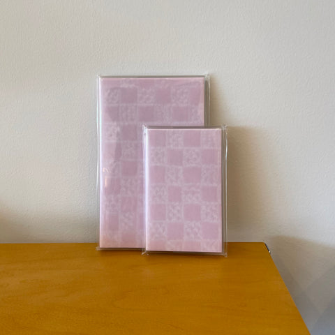 Ooue Notebook, Pink Checkered